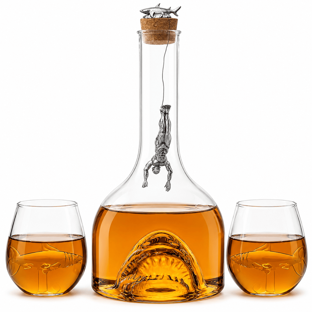 Shark Whiskey Decanter Set – Engraved 1000ml with 2 Glasses